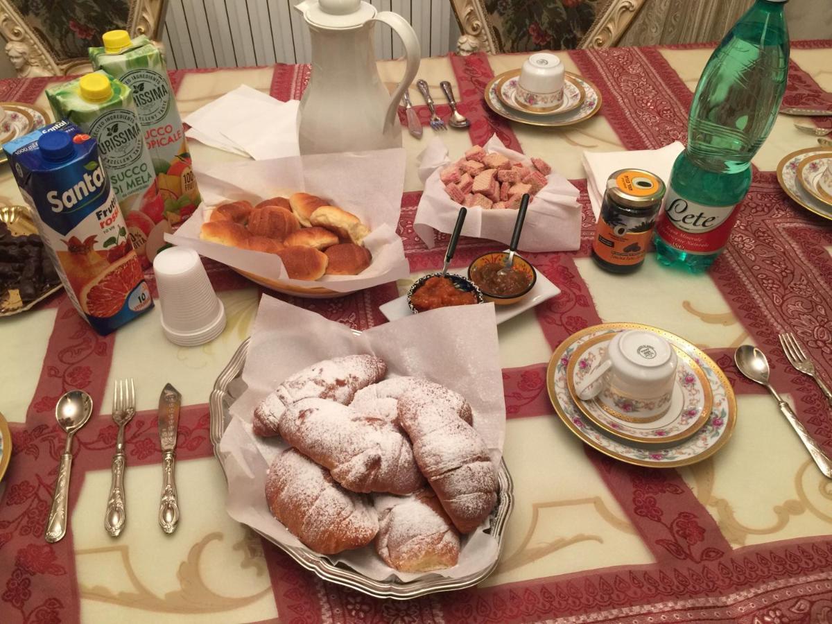 那不勒斯Colazione Da Lolly住宿加早餐旅馆 外观 照片